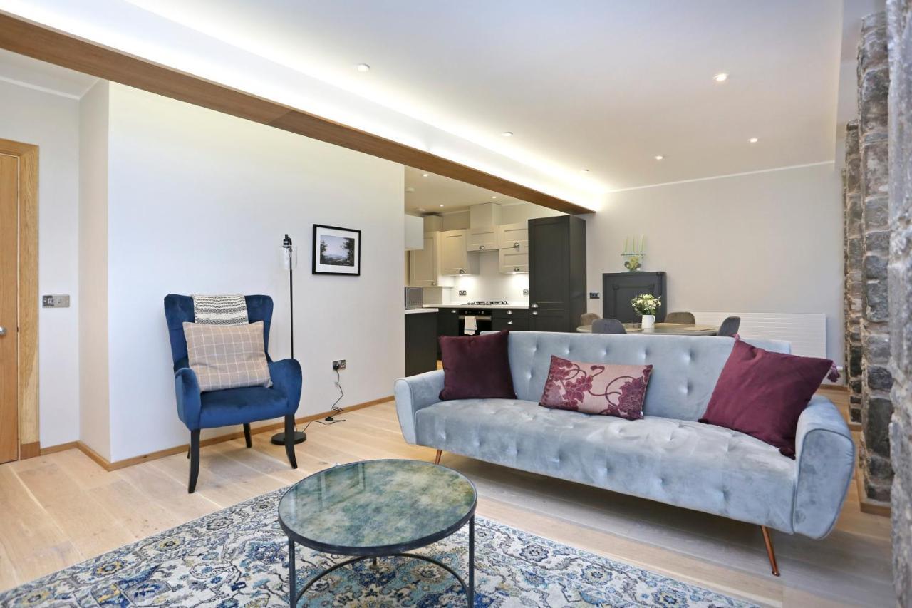 Joivy Refurbished Home On The Royal Mile Édimbourg Extérieur photo
